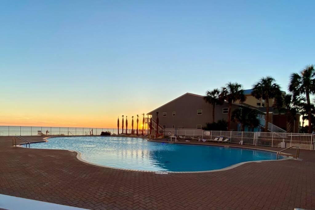 Happy Ours 2200 Sq Ft Corner Beachfront Sleeps 12 Panama City Beach Ngoại thất bức ảnh